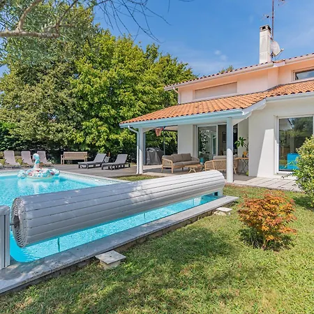 Villa Saint-martin - *